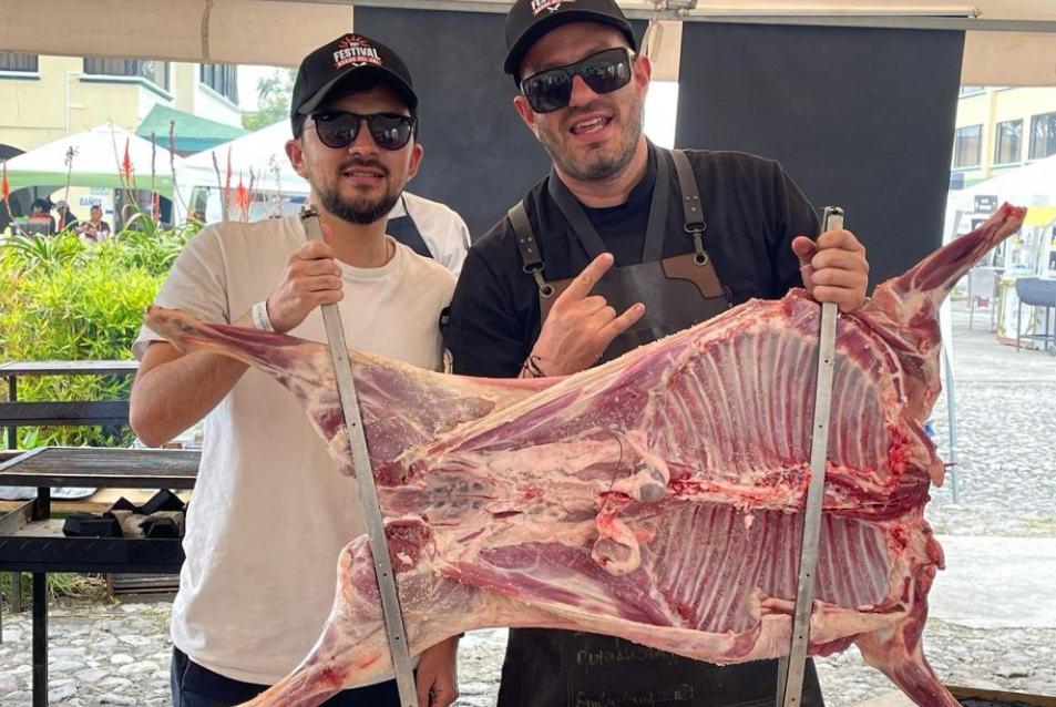 AUTÓDROMO DE YAHUARCOCHA CAMBIA LOS MOTORES POR BRASAS EN FESTIVAL ASADOS DEL SOL