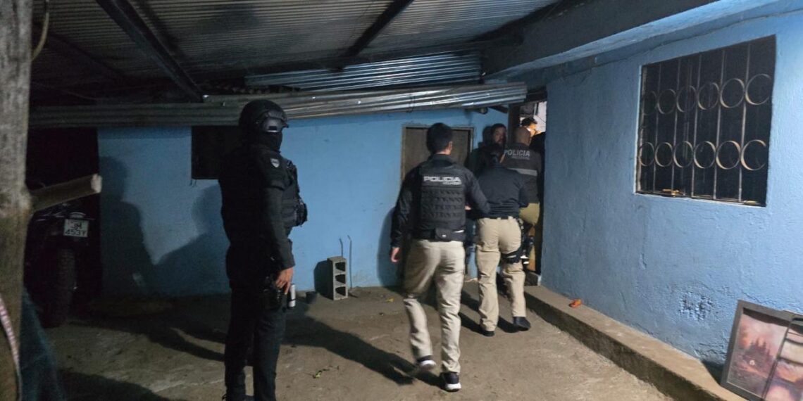 Operativo policial Fénix 368 contra el almacenamiento y comercialización de contenido de abuso sexual infantil en Imbabura