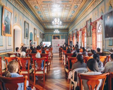 Entrega del certificado de Municipio Saludable a Cotacachi