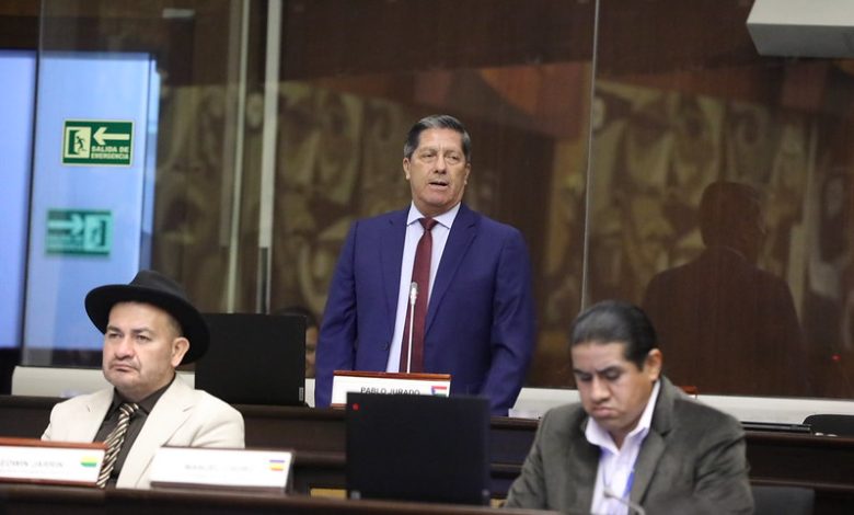 Pablo Jurado durante una sesión de la Asamblea Nacional del Ecuador