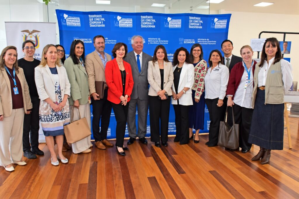 Representantes de organismos internacionales en la Feria de Cooperación Internacional Ibarra 2026
